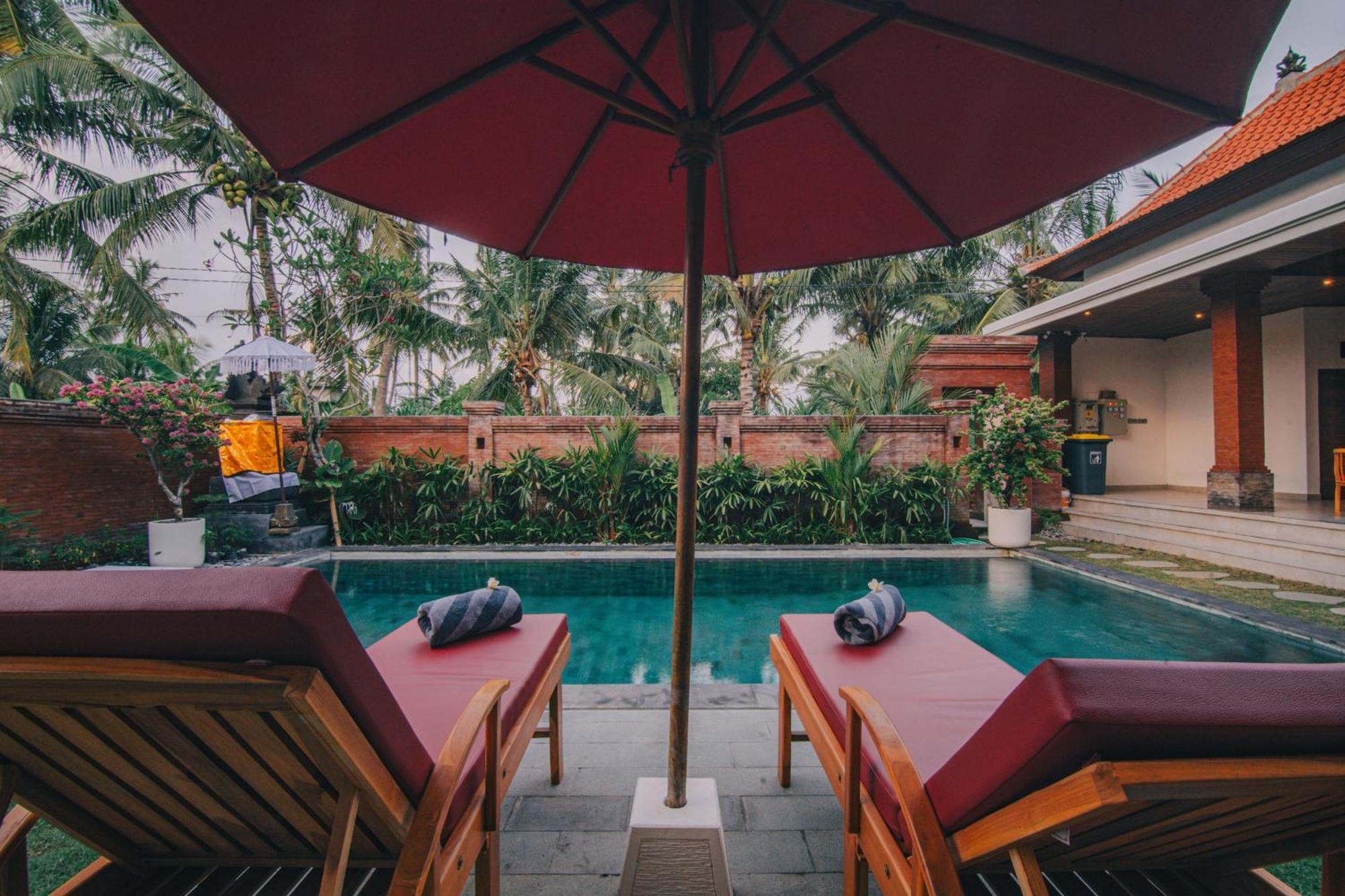 Cucukan Beach Guest House Payangan Exterior foto